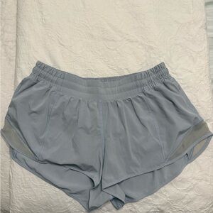 lululemon athletica Women's Athletic Shorts - Hotty Hot 2.5